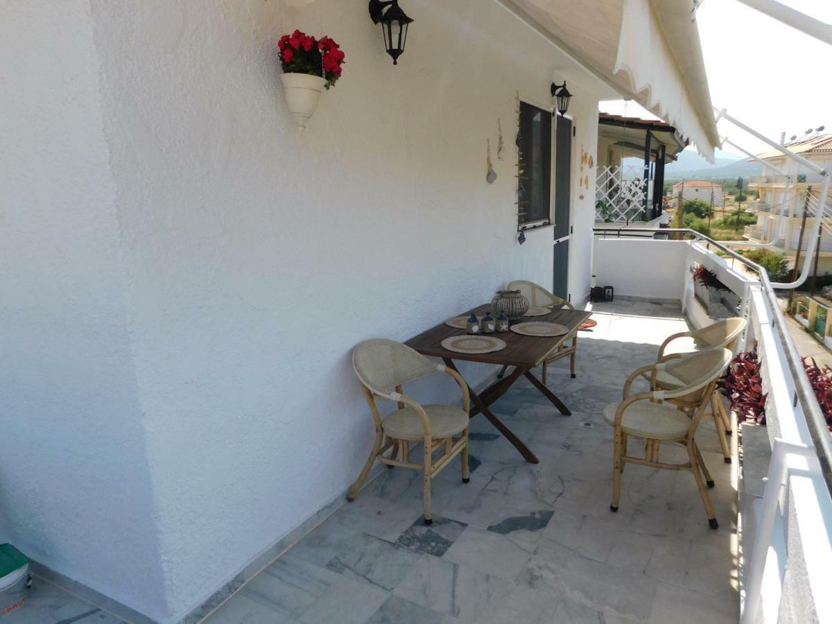 A Bright Home Away From Home Parálion Ástros Exterior foto
